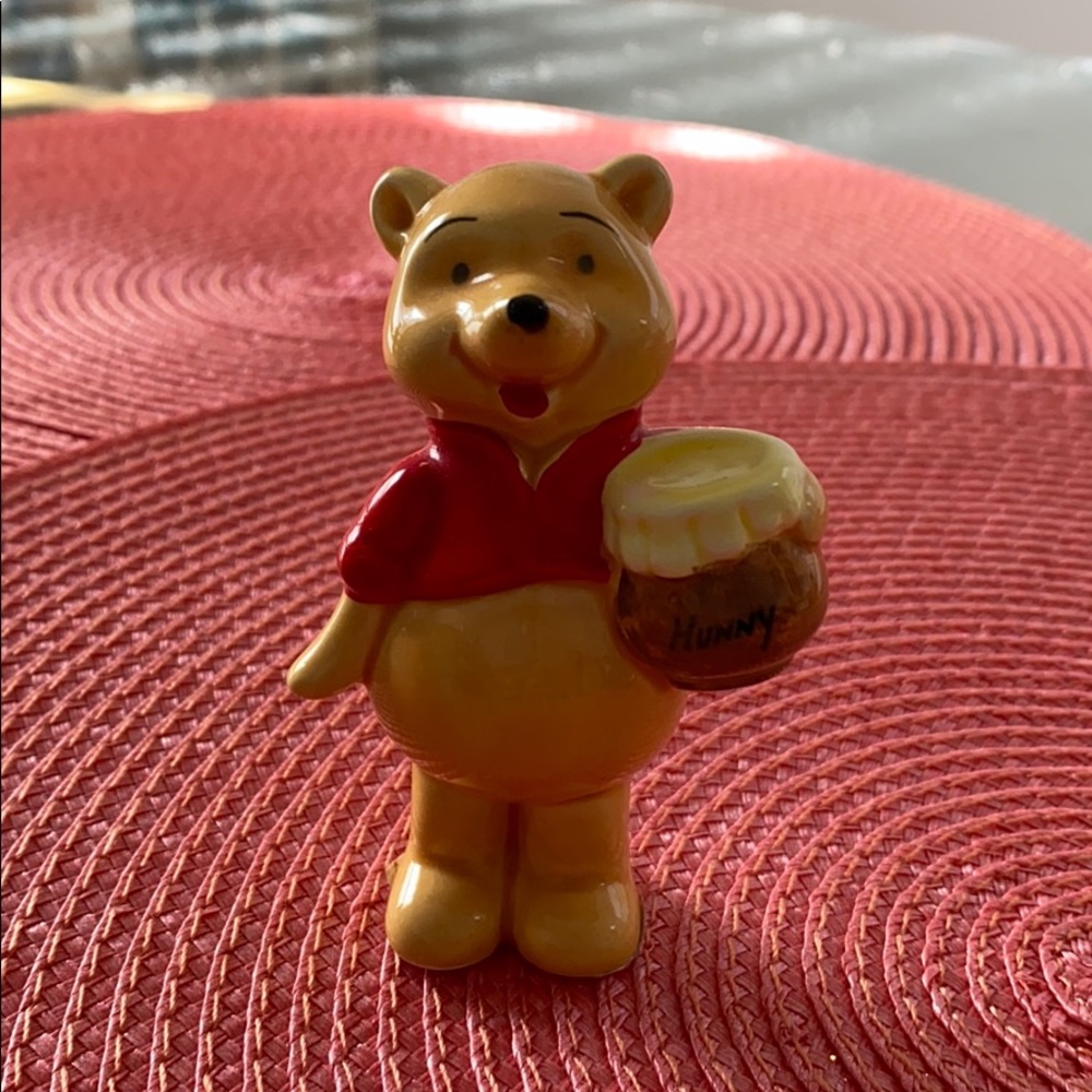 Disney Store Pooh Figurine